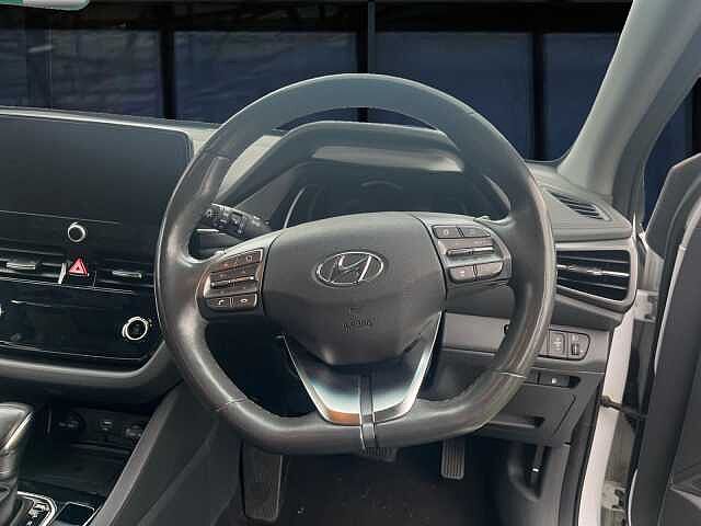 Hyundai Ioniq 1.6 GDi Hybrid Premium SE 5dr DCT