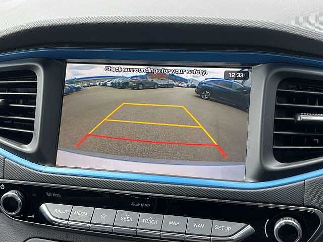 Hyundai Ioniq 1.6 GDi Plug-in Hybrid Premium SE 5dr DCT