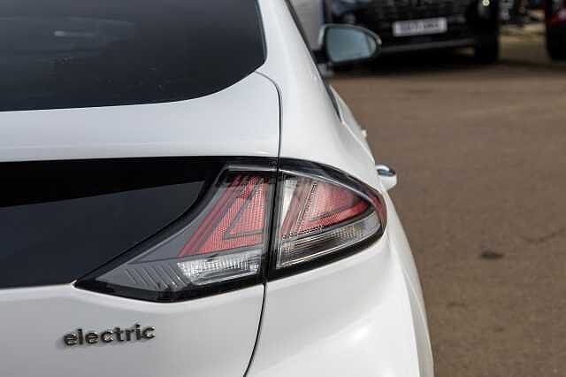 Hyundai IONIQ 100kW Premium SE 38kWh 5dr Auto