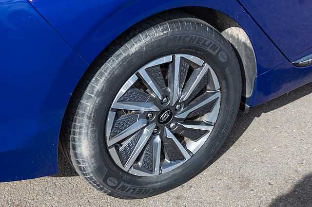 Hyundai IONIQ 100kW Premium 38kWh 5dr Auto