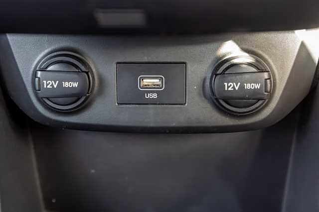 Hyundai IONIQ 100kW Premium 38kWh 5dr Auto