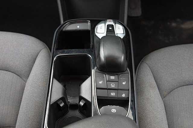 Hyundai IONIQ 100kW Premium 38kWh 5dr Auto