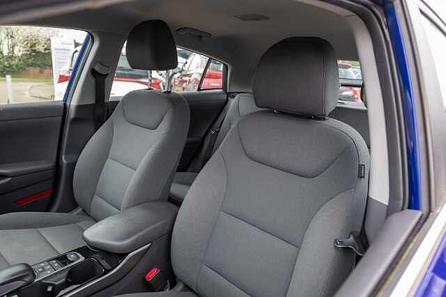 Hyundai IONIQ 100kW Premium 38kWh 5dr Auto