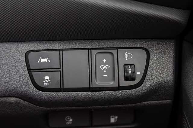 Hyundai IONIQ 100kW Premium 38kWh 5dr Auto