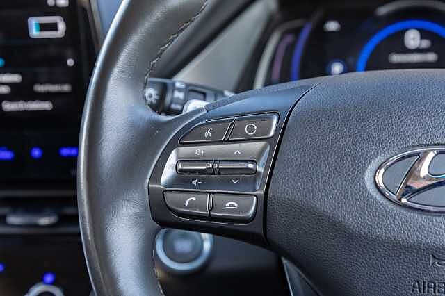 Hyundai IONIQ 100kW Premium 38kWh 5dr Auto
