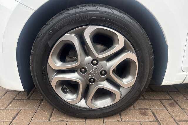 Hyundai i20 1.2 MPi Play 5dr