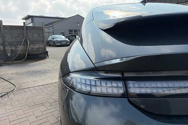 Hyundai IONIQ 6 168kW Premium 77kWh 4dr Auto