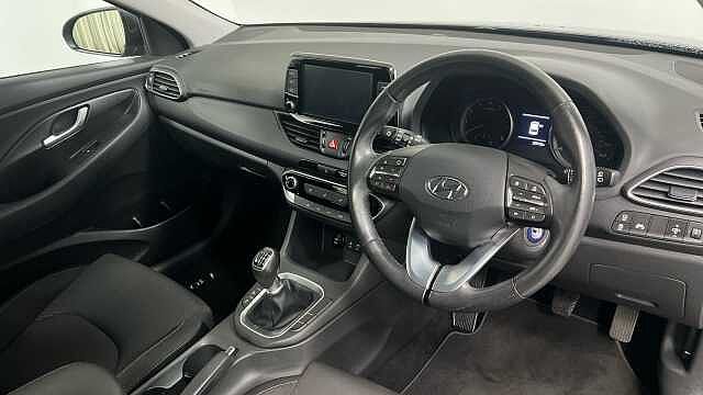 Hyundai i30 1.0 T-GDi Blue Drive SE Hatchback 5dr Petrol Manual Euro 6 (s/s) (120 ps)