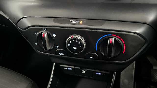 Hyundai i20 1.0 T-GDi MHEV SE Connect Hatchback 5dr Petrol Hybrid Manual Euro 6 (s/s) (100 p