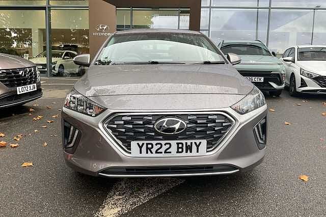 Hyundai IONIQ 1.6 GDi Plug-in Hybrid Premium 5dr DCT