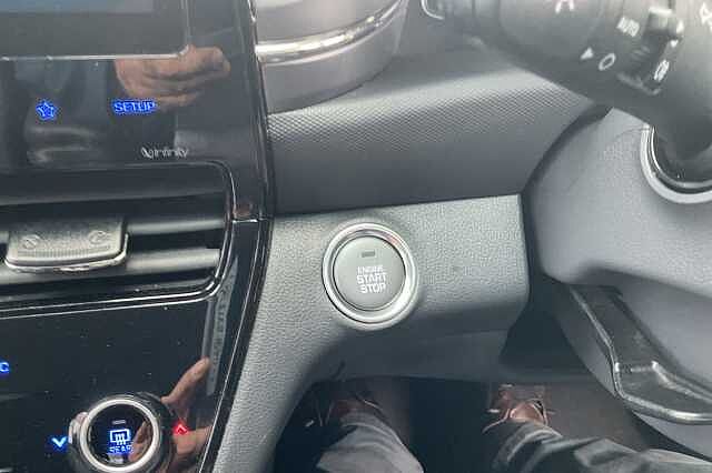 Hyundai IONIQ 1.6 GDi Plug-in Hybrid Premium 5dr DCT