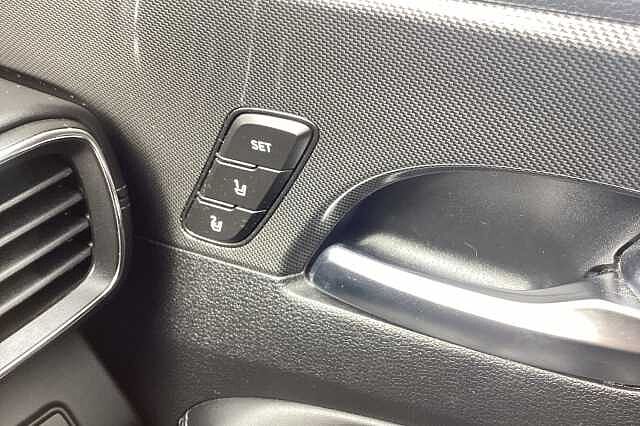 Hyundai SANTA FE 1.6 TGDi Hybrid Ultimate 5dr 4WD Auto