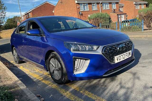 Hyundai IONIQ 1.6 GDi Hybrid Premium 5dr DCT