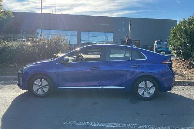 Hyundai IONIQ 1.6 GDi Hybrid Premium 5dr DCT