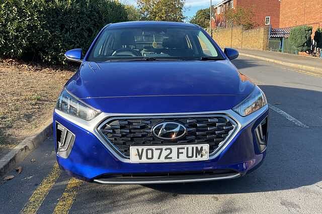 Hyundai IONIQ 1.6 GDi Hybrid Premium 5dr DCT