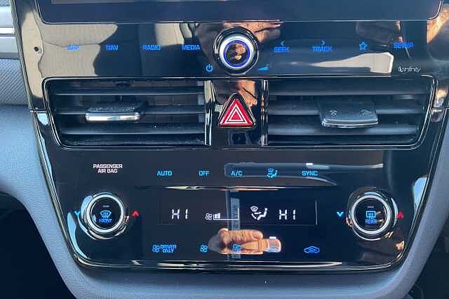 Hyundai IONIQ 1.6 GDi Hybrid Premium 5dr DCT
