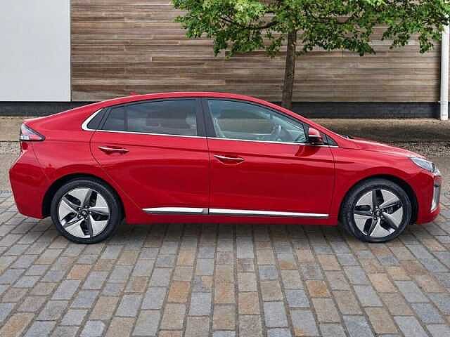 Hyundai IONIQ 1.6 h-GDi Premium SE Hatchback 5dr Petrol Hybrid DCT Euro 6 (s/s) (141 ps)