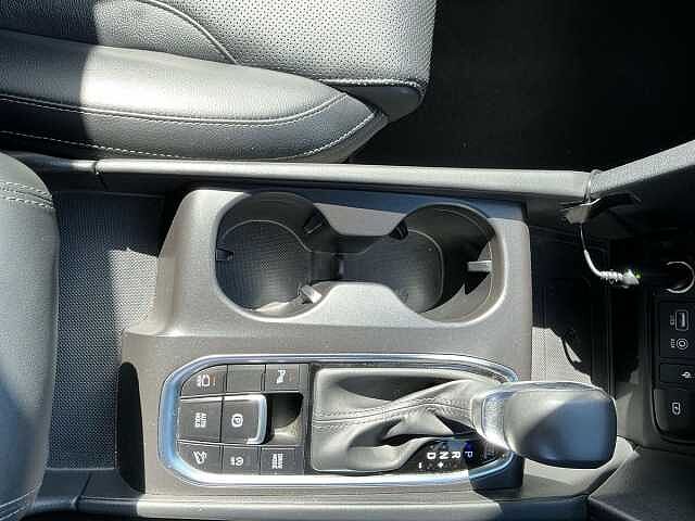 Hyundai Santa Fe 2.2 CRDi Premium SE 5dr 4WD Auto