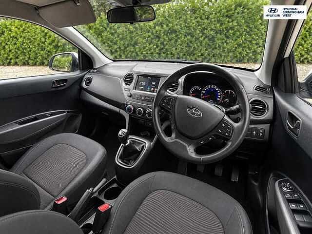 Hyundai i10 1.0 Play Hatchback 5dr Petrol Manual Euro 6 (67 ps)