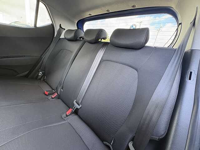 Hyundai i10 Play 1.0 MPi (66ps)