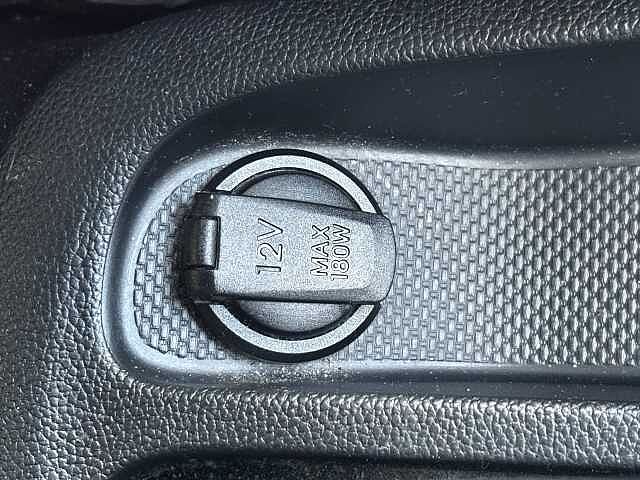 Hyundai i10 Play 1.0 MPi (66ps)