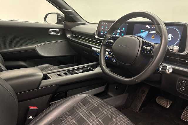 Hyundai IONIQ 6 239kW First Edition 77kWh 4dr AWD Auto
