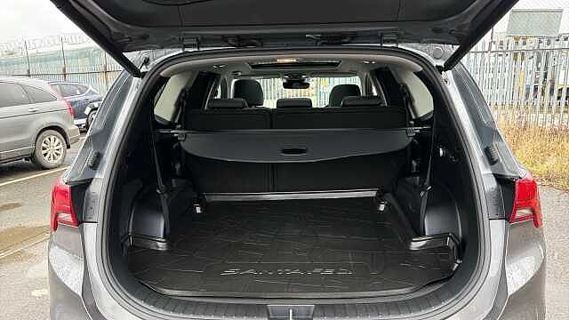 Hyundai SANTA FE 1.6 TGDi Hybrid Ultimate 5dr 4WD Auto Hybrid Estate