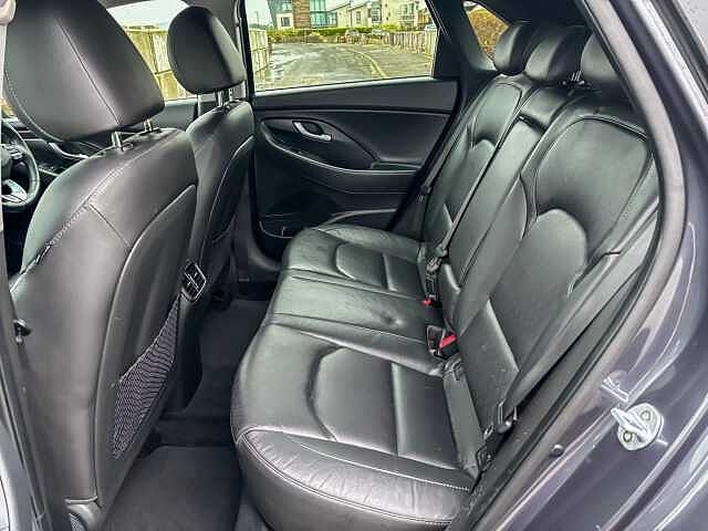 Hyundai i30 1.4T GDI Premium SE 5dr