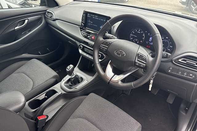 Hyundai i30 1.0T GDi SE Connect 5dr