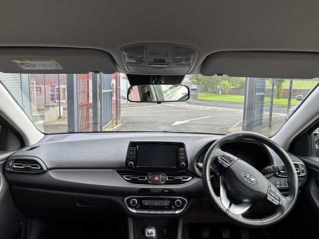 Hyundai i30 SE Connect 1.0 T-GDI 120PS MHEV