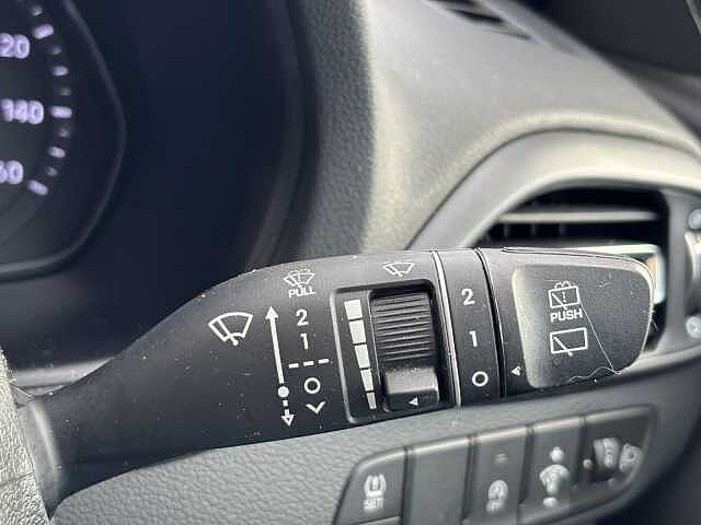 Hyundai i30 SE Connect 1.0 T-GDI 120PS MHEV