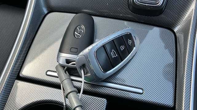 Hyundai SANTA FE 1.6 TGDi Hybrid Premium 5dr Auto Hybrid Estate