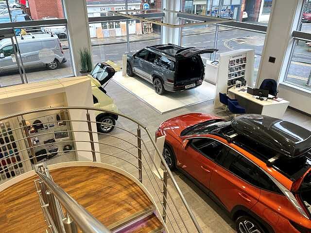 Hyundai IONIQ 1.6 GDi Hybrid Premium SE 5dr DCT