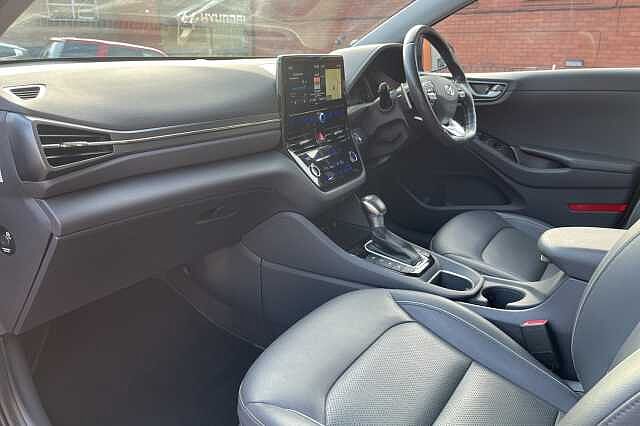 Hyundai IONIQ 1.6 GDi Hybrid Premium SE 5dr DCT