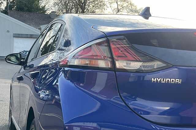 Hyundai IONIQ 1.6 GDi Hybrid Premium SE 5dr DCT