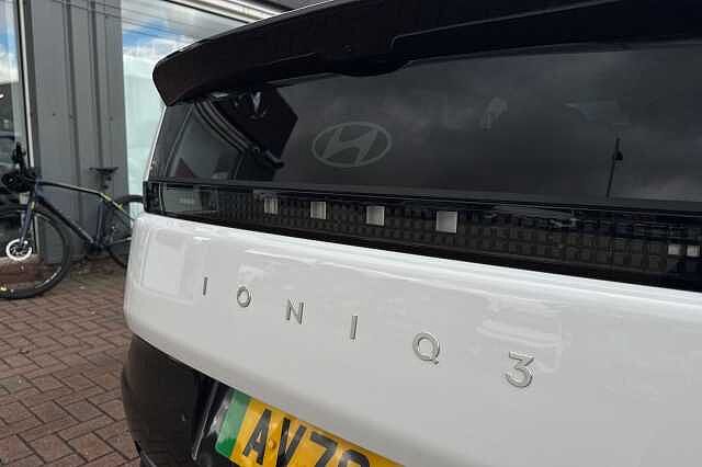 Hyundai IONIQ 3 99kW Ultimate 61kWh 5dr Auto
