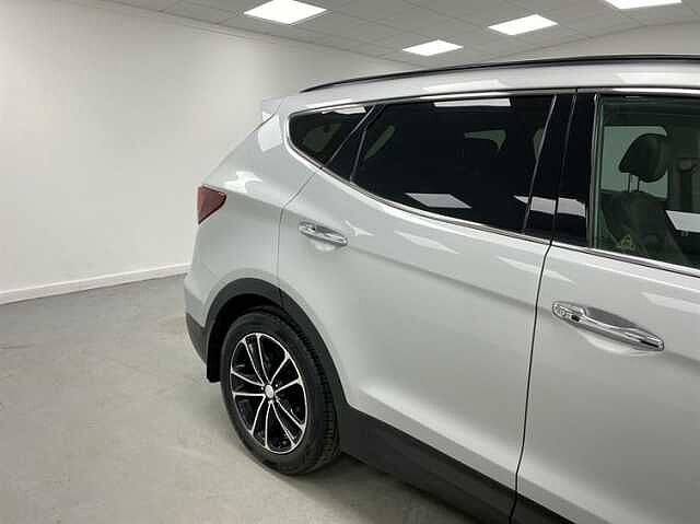 Hyundai SANTA FE 2.2 CRDi Blue Drive Premium SE 5dr [7 Seats]