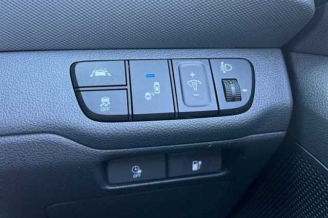 Hyundai IONIQ 100KW PREMIUM SE 38KWH 5DR AUTO