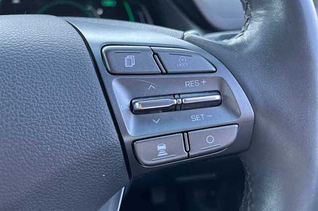Hyundai IONIQ 100KW PREMIUM SE 38KWH 5DR AUTO