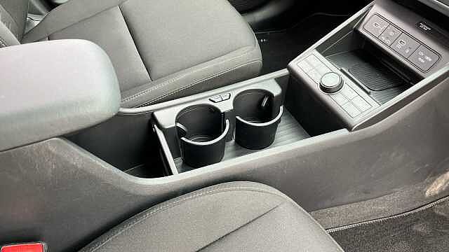 Hyundai Kona Electric 115kW Advance 48kWh 5dr Auto [Comfort Pack]