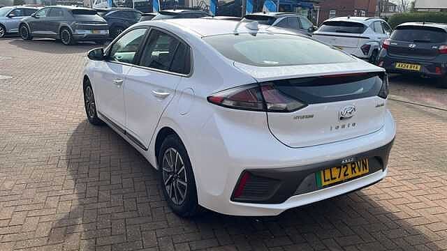 Hyundai IONIQ 38.3kWh Premium Hatchback 5dr Electric Auto (136 ps)