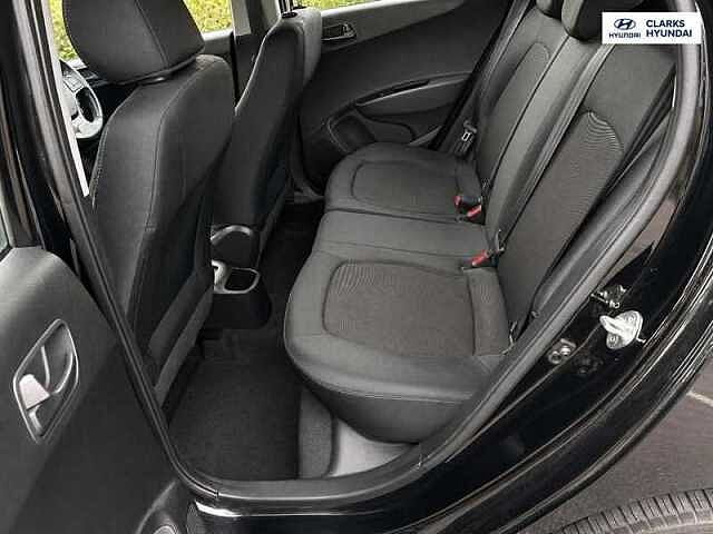 Hyundai i10 1.2 SE Hatchback 5dr Petrol Manual Euro 6 (87 ps)